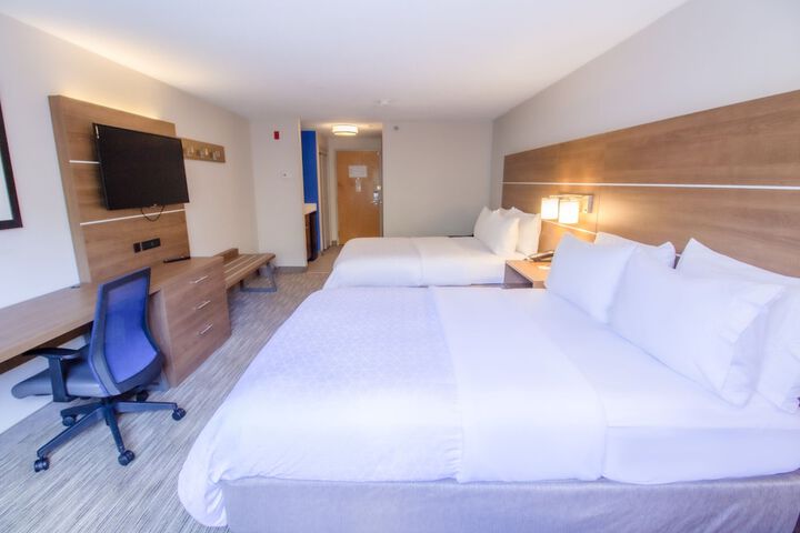 Room 84 of 109