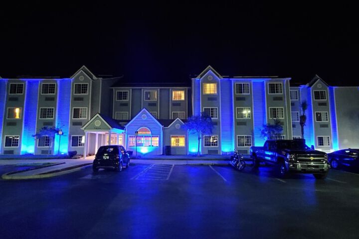 Microtel Inn & Suites by Wyndham Zephyrhills