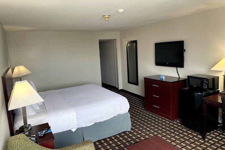 Room 18 of 51