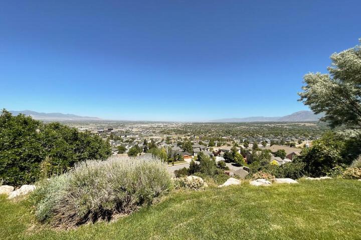 City View Retreat 2 BR 1 B