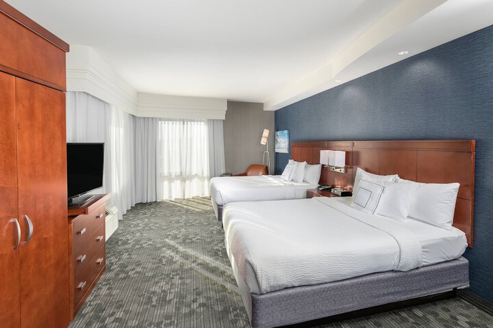 Room 13 of 42