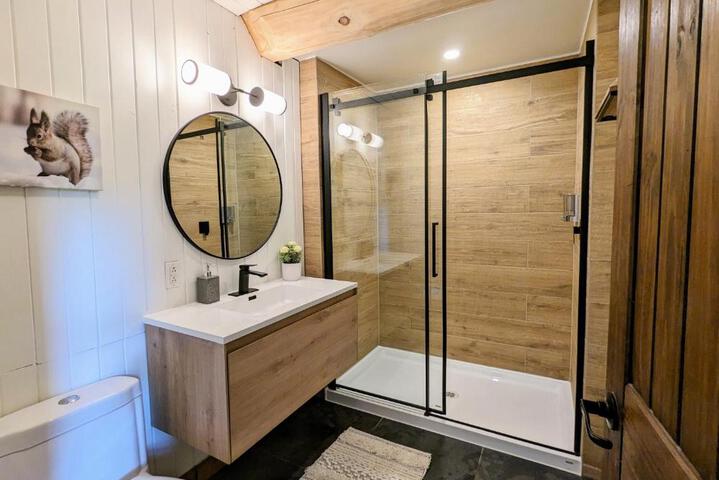 Breathtaking log house with HotTub - Winter paradise in Tremblant