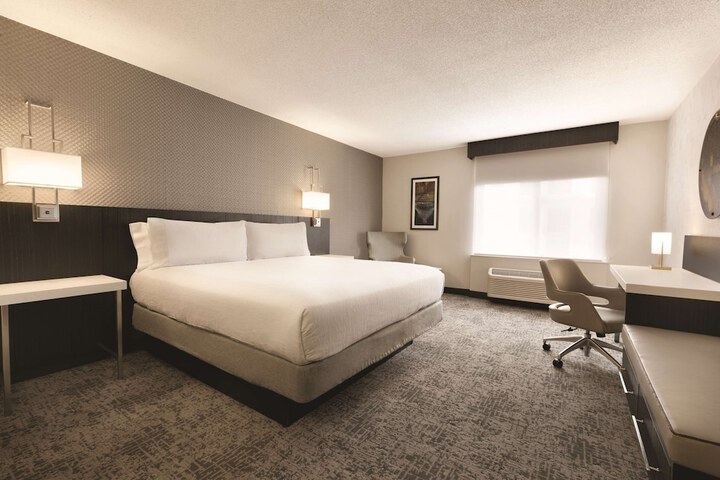 Room 30 of 45