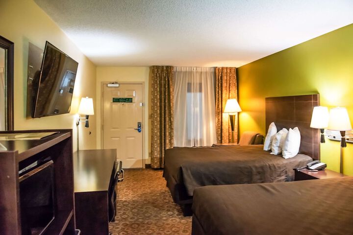 Room 15 of 22