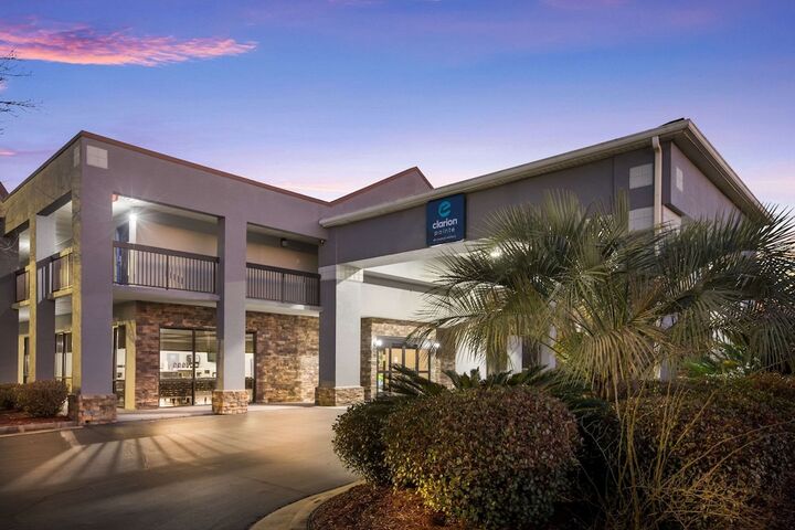 Hotel 7 of 41