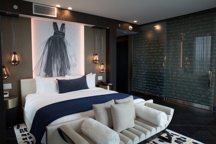 Room 18 of 65