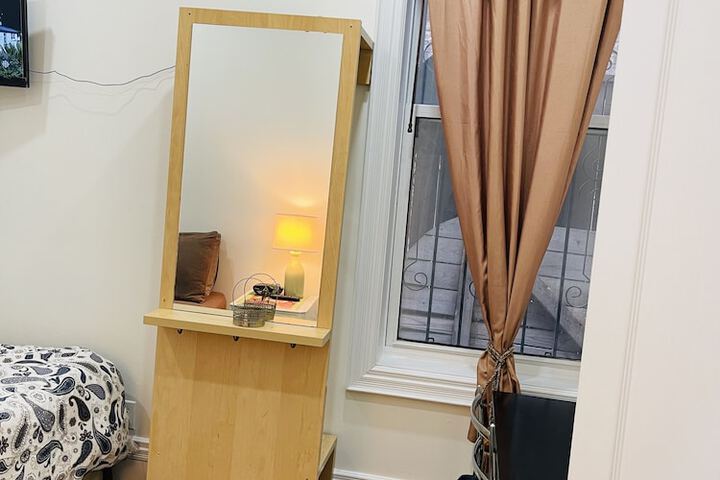 Room 28 of 75