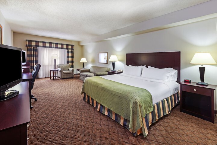Holiday Inn Springdale / Fayetteville Area by IHG