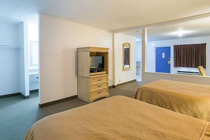Rodeway Inn & Suites Enterprise