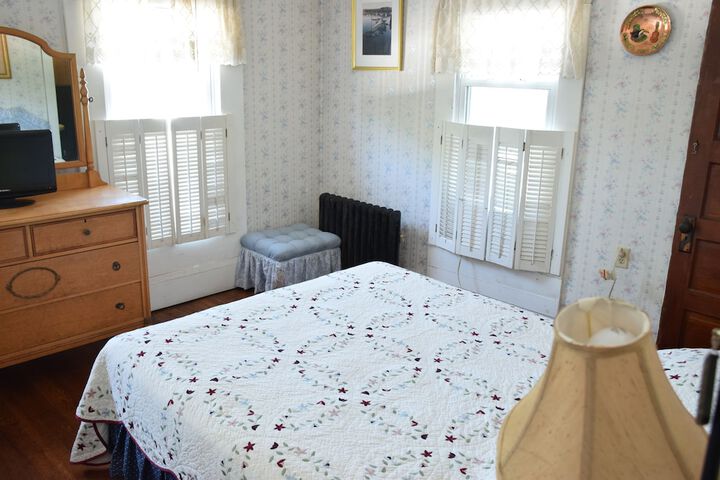 Room 95 of 127