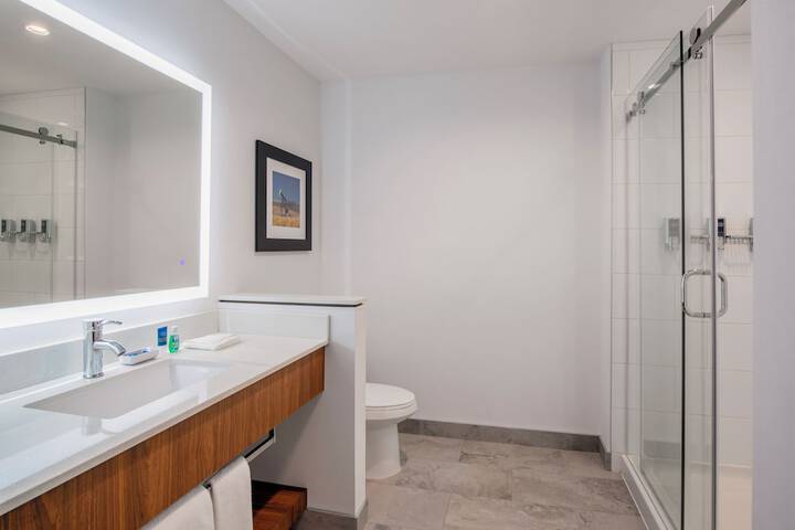Four Points by Sheraton Grande Prairie