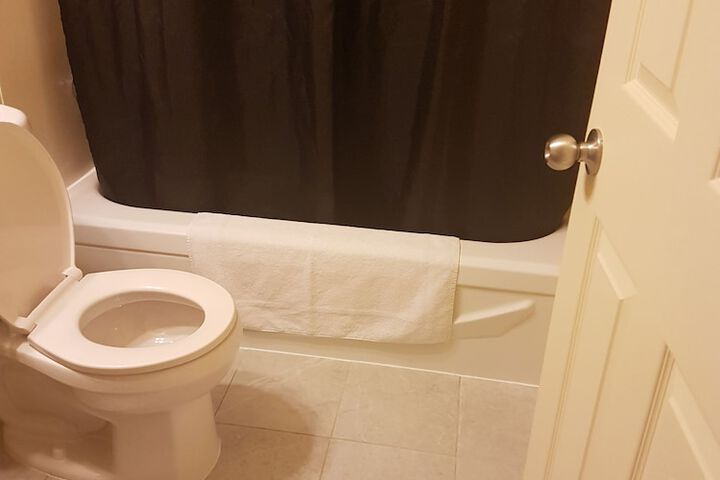 Room 11 of 31