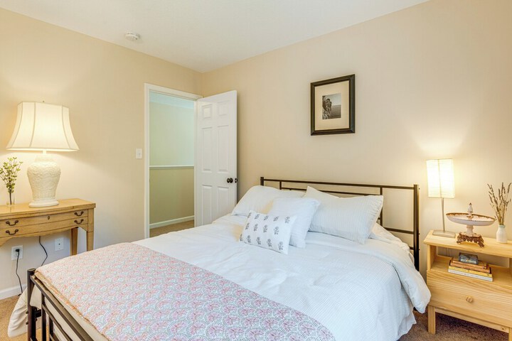 Candler Home w / Porch & Backyard: Near Asheville!