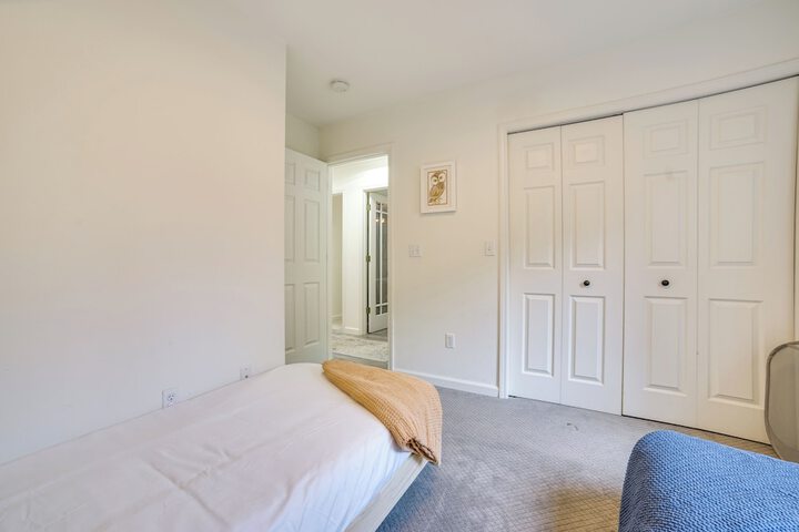 Issaquah Retreat Near Lake Sammamish State Park!