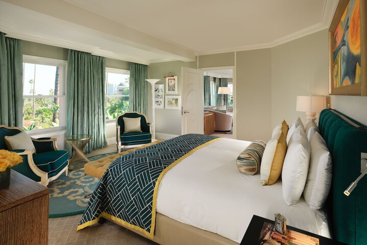 Room 42 of 235