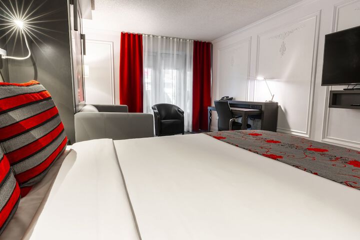 Room 50 of 127