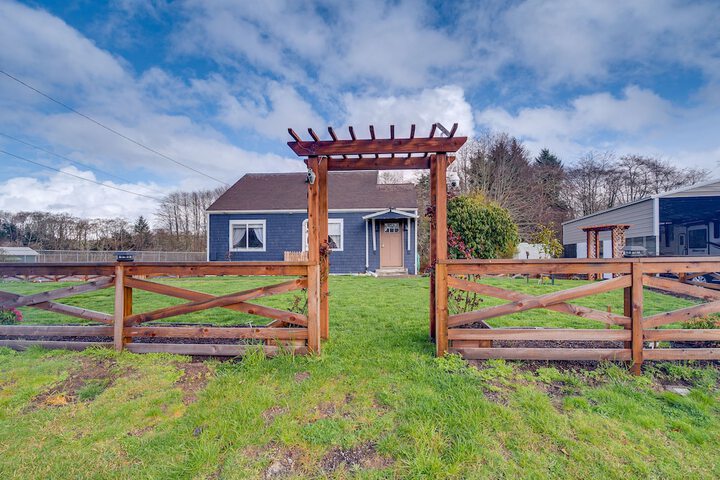 blackberry Cottage w / Yard Near Westport & Beach
