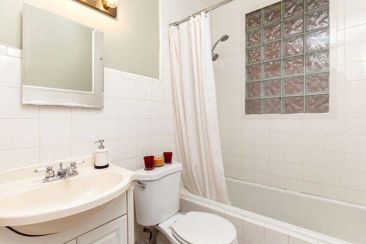 Heart of Midtown Hideaway Prime Location
