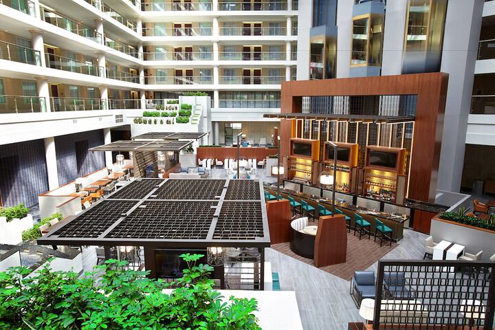 Hotel Exterior 33 of 33
