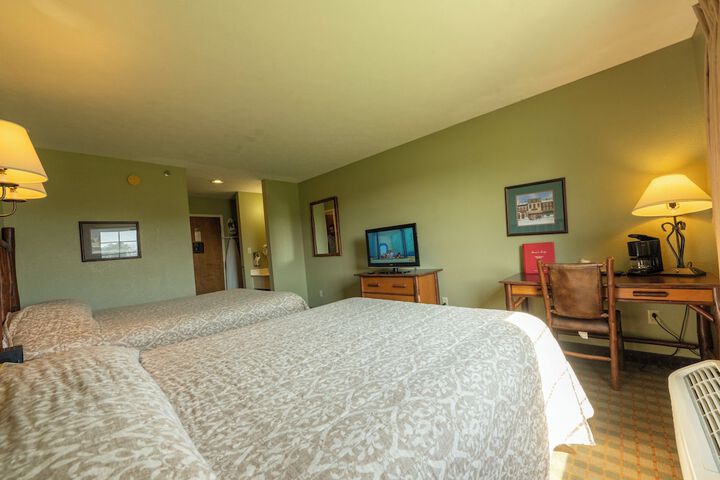 Santas Lodge and Resort