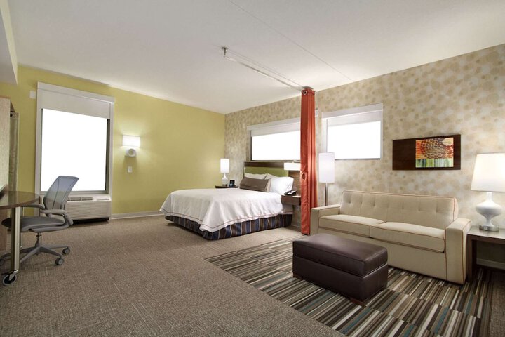 Room 17 of 31