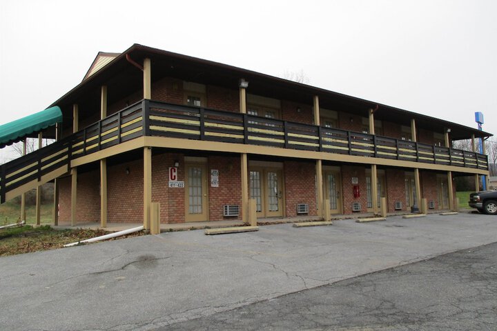 Hotel 13 of 47