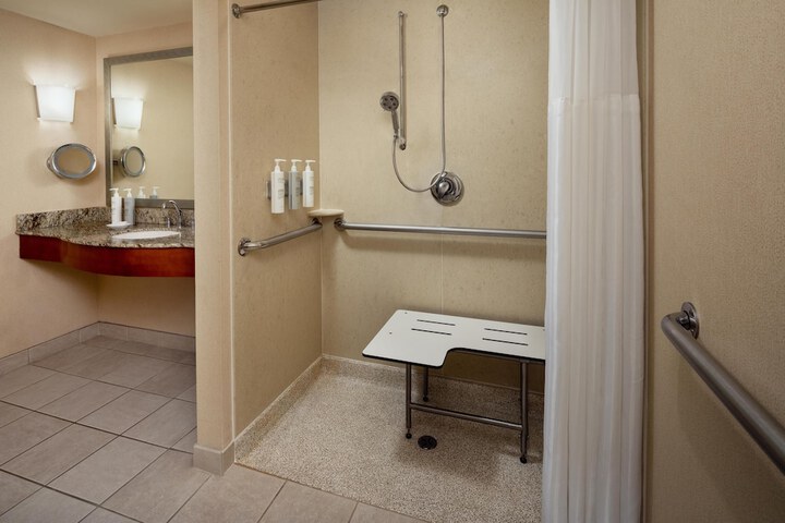 Hilton Garden Inn Portland Downtown Waterfront