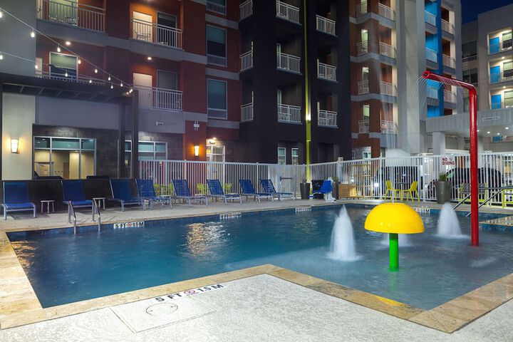 Pool 12 of 70