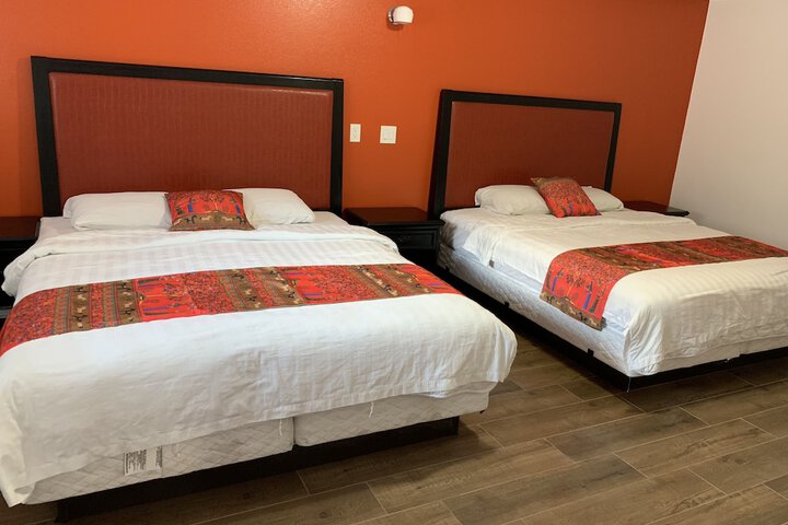 Room 13 of 51