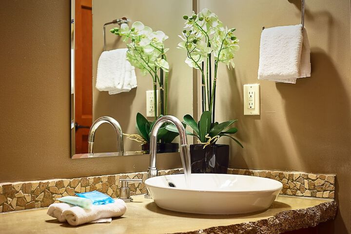 Bellstar Suites at Solara Resort