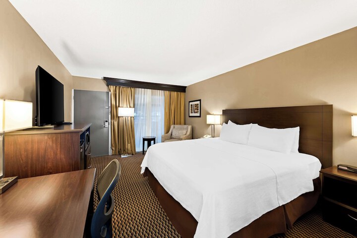 Room 22 of 36