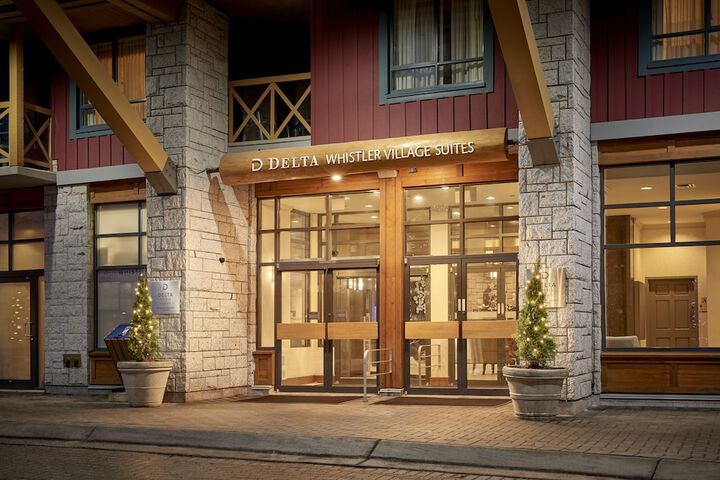 Delta Hotels by Marriott Whistler Village Suites