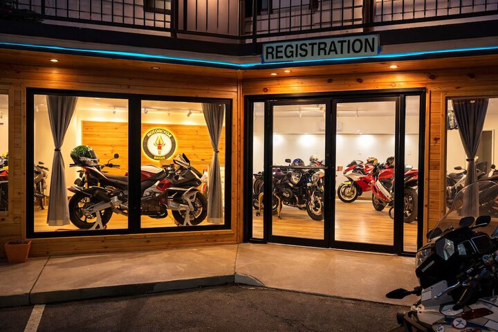 Motorcycle Inn