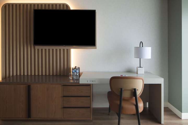 Room 16 of 78