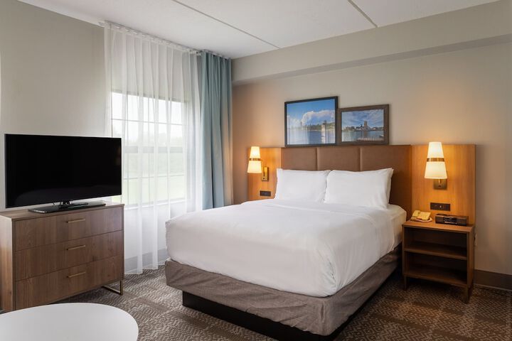 Staybridge Suites West Seneca by IHG