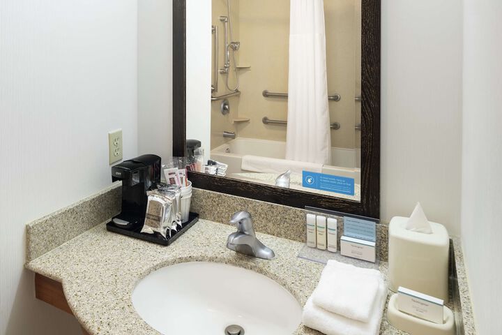 Hampton Inn & Suites Clovis-Airport North