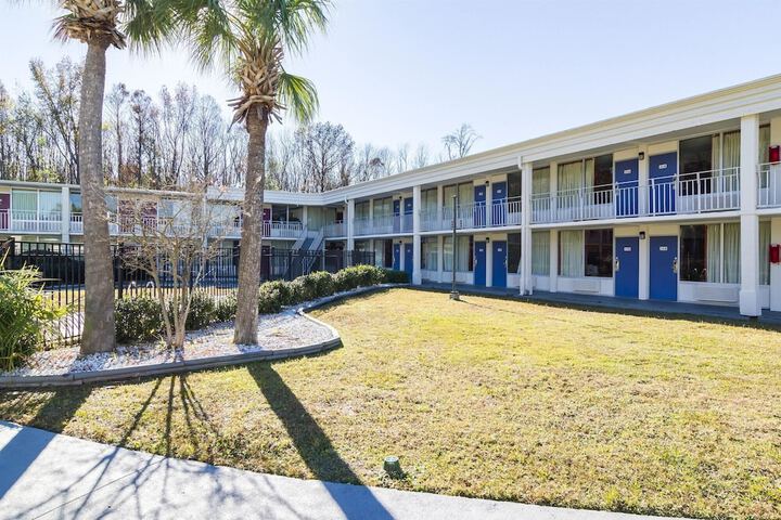 Motel 6 Townsend GA