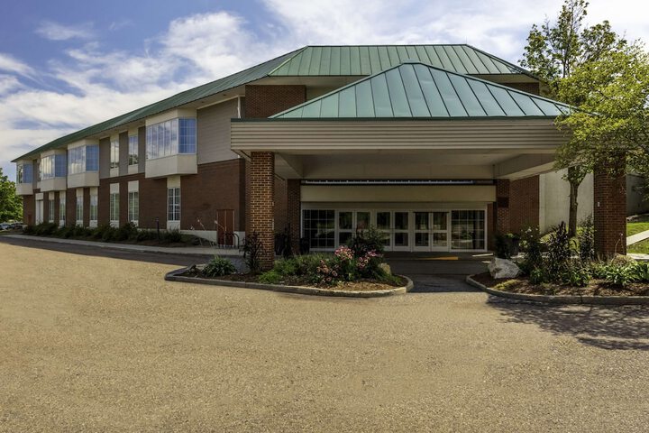 Hotel 4 of 66