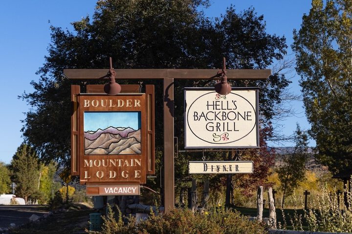 Boulder Mountain Lodge