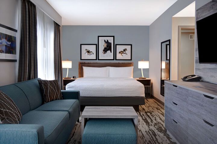 Room 41 of 66