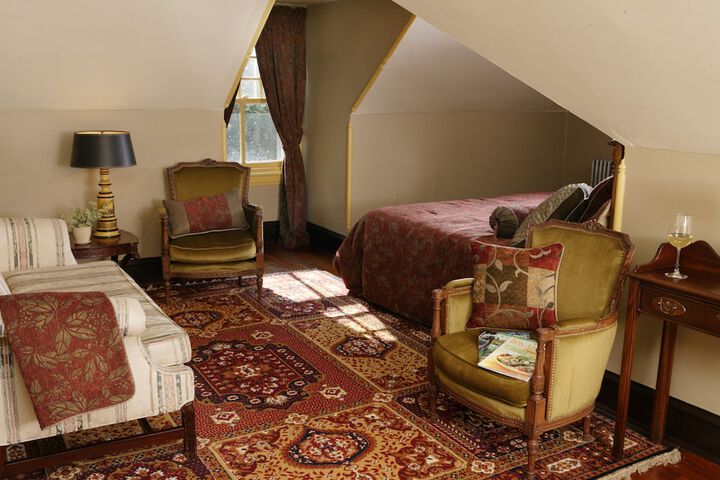 Room 38 of 100