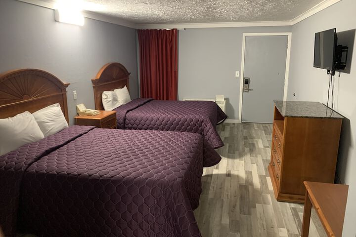 Room 7 of 19