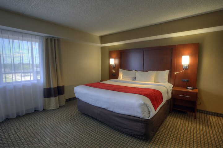 Room 54 of 74