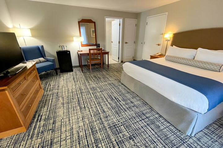 Room 52 of 78