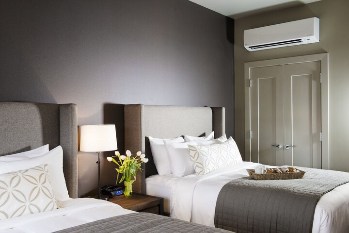 Room 47 of 87