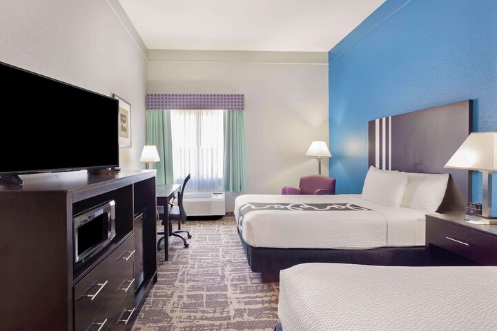 Room 26 of 47