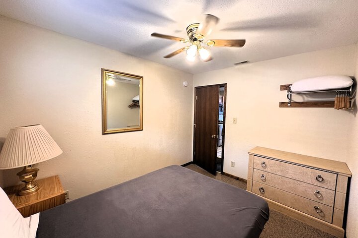 Room 95 of 299