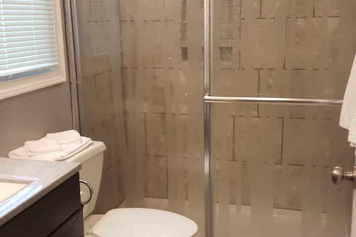 Room 10 of 19