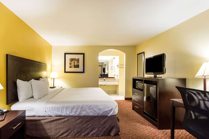 Room 26 of 56