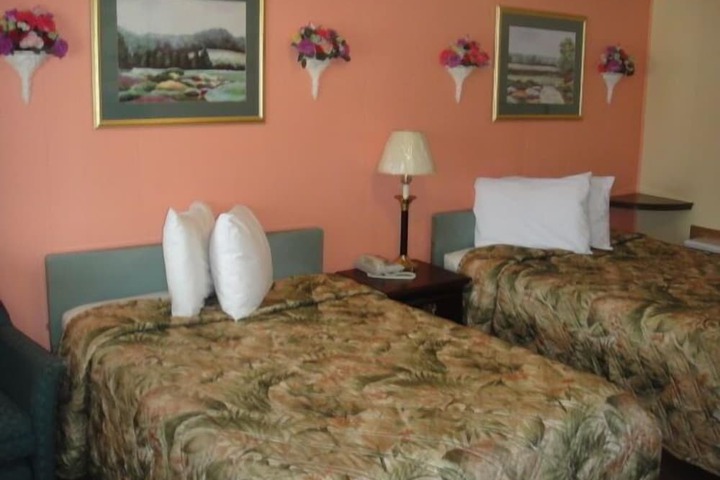 Room 3 of 20